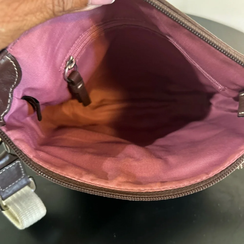 Coach pebbled brown leather crossbody bag - Picture 9 of 11